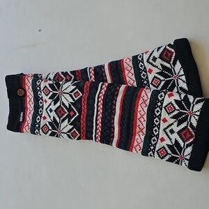 Muk Luks Black and Red Knit Leg Warmers. Nwots